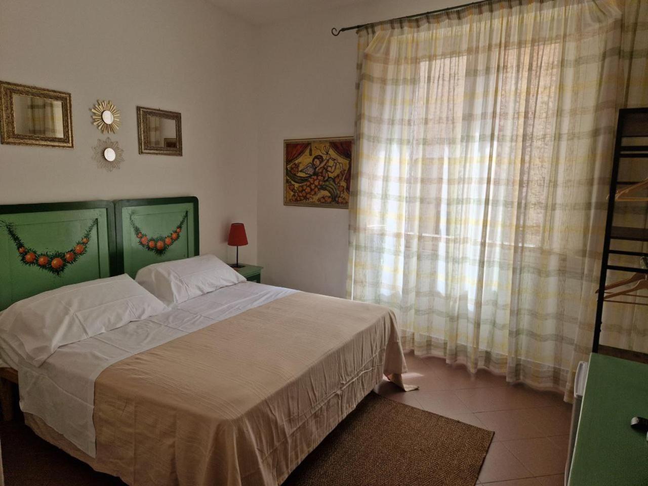 Guest House Le Sibille Taormina Exteriör bild